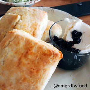 omgs-dfw-food-whistle-britches-biscuit