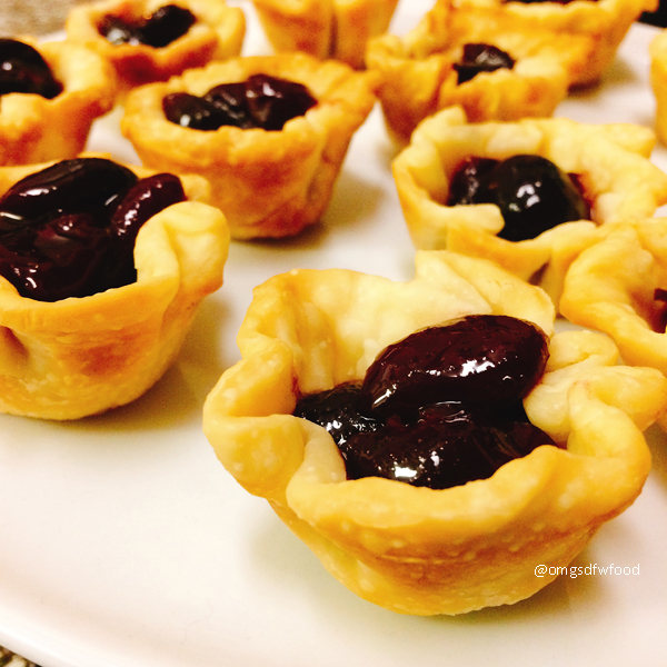 omgs-dfw-food-tarlet-shells-with-cherries