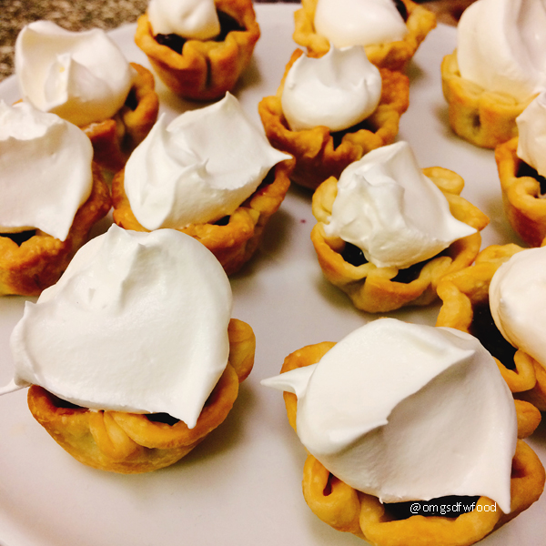 omgs-dfw-food-tartlet-shells-with-whipped-cream