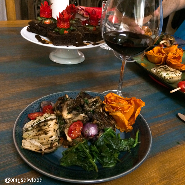 omgs-dfw-food-valentine-dinner-cheers